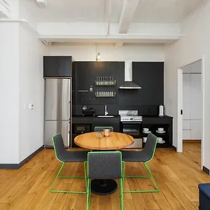 Placemakr Street **** New York